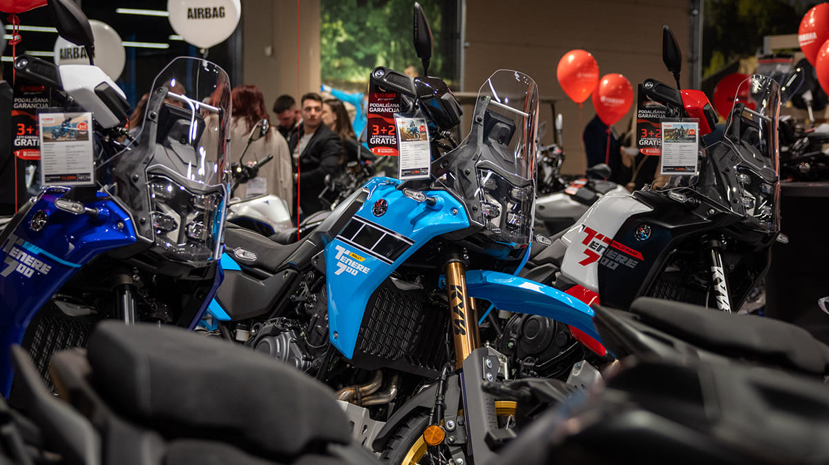 Razstavni prostor Yamaha motociklov v Yamaha Mega Centru Moto Poslovalnica Ljubljana na Kavadarski cesti 5.